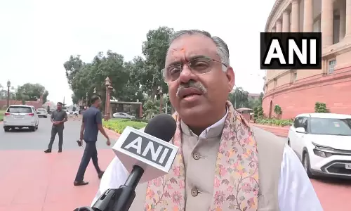 दान विवाद में BJP-विपक्ष आमने-सामने दान विवाद में BJP-विपक्ष आमने-सामने
