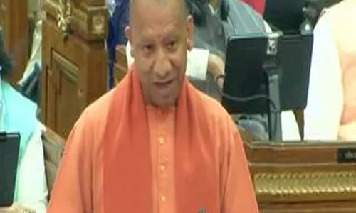 UP में आउटसोर्स कर्मियों को तोहफा, न्यूनतम वेतन पर सीएम योगी की घोषणा