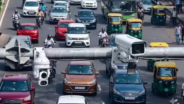 ओडिशा हाईवे पर AI कैमरों से कटेगा ऑटोमैटिक ई-चालान ओडिशा हाईवे पर AI कैमरों से कटेगा ऑटोमैटिक ई-चालान