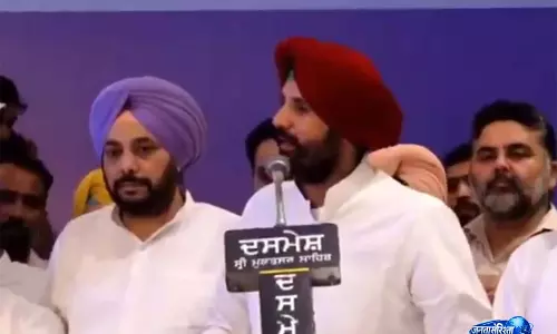 पंजाब कांग्रेस में कलह पर राजा वड़िंग का हमला, बोले कुछ अपने लोग ही बेवफा हो गए पंजाब कांग्रेस में कलह पर राजा वड़िंग का हमला, बोले कुछ अपने लोग ही बेवफा हो गए
