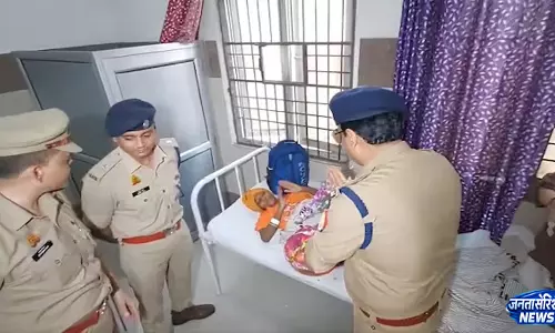 कांवड़ यात्रा में गूंजी किलकारी, महिला श्रद्धालु ने जन्मे जुड़वा बच्चे कांवड़ यात्रा में गूंजी किलकारी, महिला श्रद्धालु ने जन्मे जुड़वा बच्चे