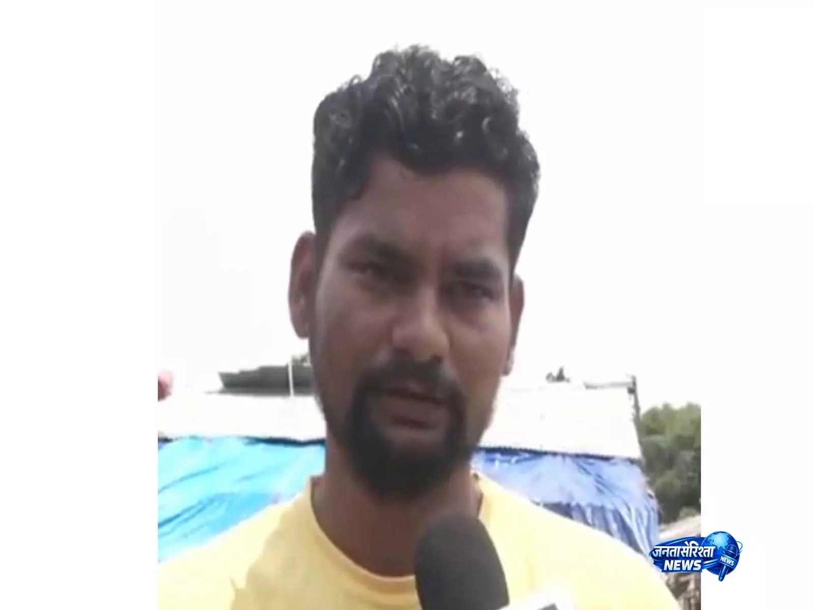 असम बाढ़ का कहर, शिवसागर में ग्रामीणों ने 1000 से ज्यादा लोगों को बचाया असम बाढ़ का कहर, शिवसागर में ग्रामीणों ने 1000 से ज्यादा लोगों को बचाया