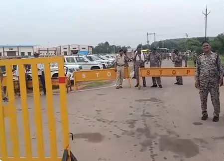 कड़ी सुरक्षा के बीच बांकीपुर, दतिया और मंजलपुर उपचुनावों के लिए मतगणना जारी कड़ी सुरक्षा के बीच बांकीपुर, दतिया और मंजलपुर उपचुनावों के लिए मतगणना जारी
