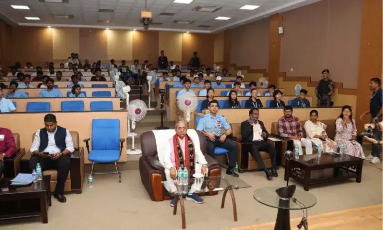 युवाओं से बोले गवर्नर नंद किशोर यादव, नशे के खिलाफ मुहिम की संभालें कमान युवाओं से बोले गवर्नर नंद किशोर यादव, नशे के खिलाफ मुहिम की संभालें कमान