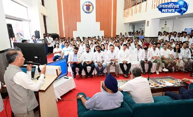 चंबा मेडिकल कॉलेज को नई सौगात, बढ़ेंगी स्वास्थ्य सुविधाएं चंबा मेडिकल कॉलेज को नई सौगात, बढ़ेंगी स्वास्थ्य सुविधाएं