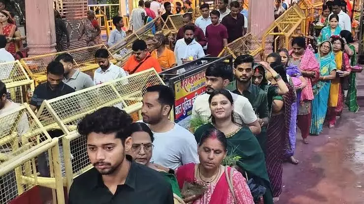 Rohtak: सावन सोमवार पर शिवालयों में भक्तों का सैलाब, भगवान शिव की हुई विशेष पूजा Rohtak: सावन सोमवार पर शिवालयों में भक्तों का सैलाब, भगवान शिव की हुई विशेष पूजा