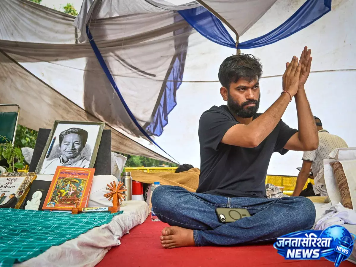 आरक्षण विरोधियों को अभिजीत दीपके का जवाब, कहा- कोटा नहीं सीटें बढ़ाने की जरूरत है आरक्षण विरोधियों को अभिजीत दीपके का जवाब, कहा- कोटा नहीं सीटें बढ़ाने की जरूरत है