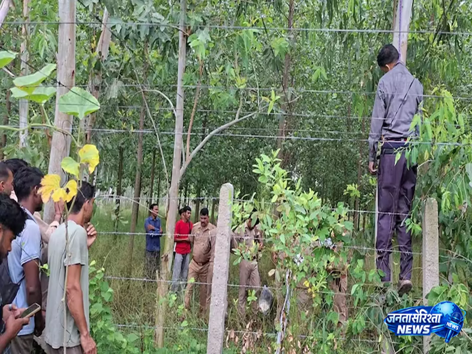 Biharigarh में संदिग्ध हालात में मिली अधेड़ की मौत, जांच जारी Biharigarh में संदिग्ध हालात में मिली अधेड़ की मौत, जांच जारी