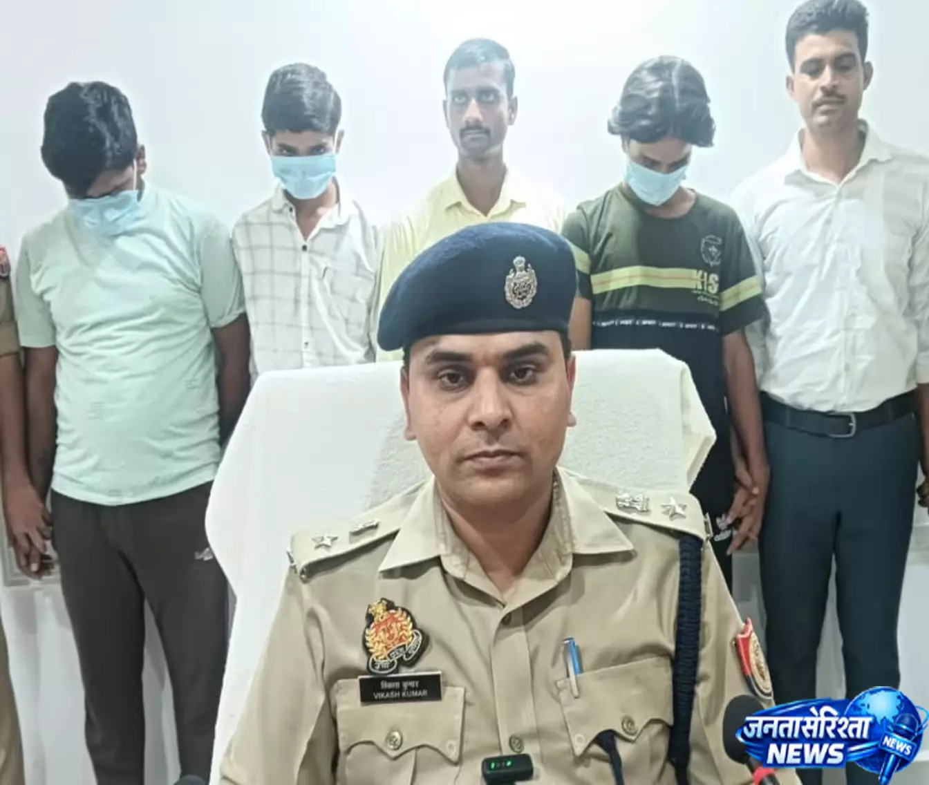 Mobile से सिम चुराकर करते थे ठगी, यूट्यूब से सीखा था साइबर खेल