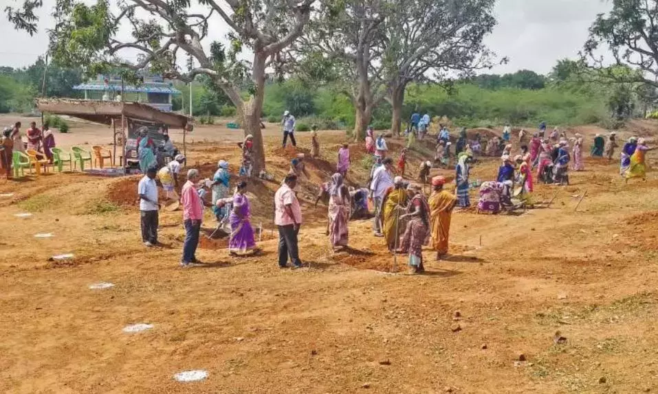 Telangana: पीएम अजय योजना के तहत तेलंगाना के 435 गांवों का चयन Telangana: पीएम अजय योजना के तहत तेलंगाना के 435 गांवों का चयन