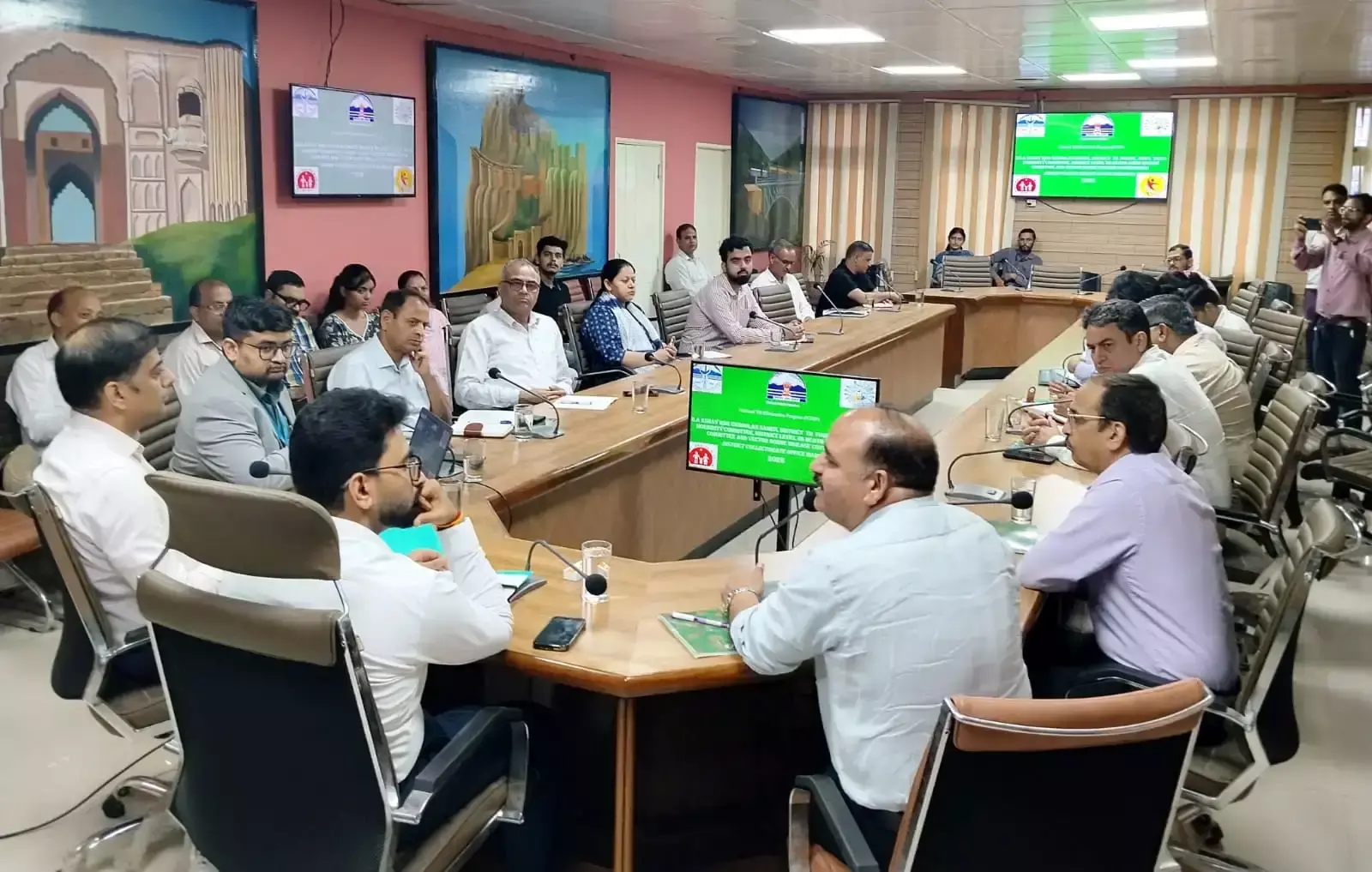 Hamirpur: टीबी उन्मूलन अभियान में निगरानी व्यवस्था मजबूत करने के निर्देश Hamirpur: टीबी उन्मूलन अभियान में निगरानी व्यवस्था मजबूत करने के निर्देश