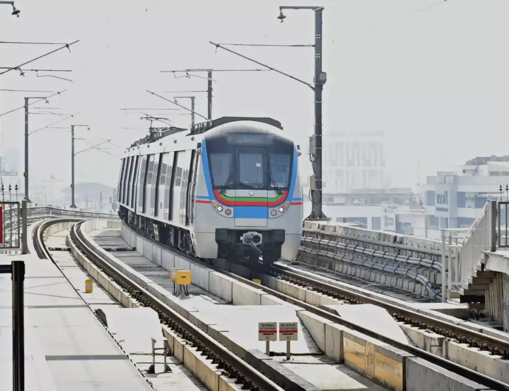 केंद्र ने तेलंगाना से मेट्रो के लिए ₹13,600 करोड़ जुटाने को कहा केंद्र ने तेलंगाना से मेट्रो के लिए ₹13,600 करोड़ जुटाने को कहा
