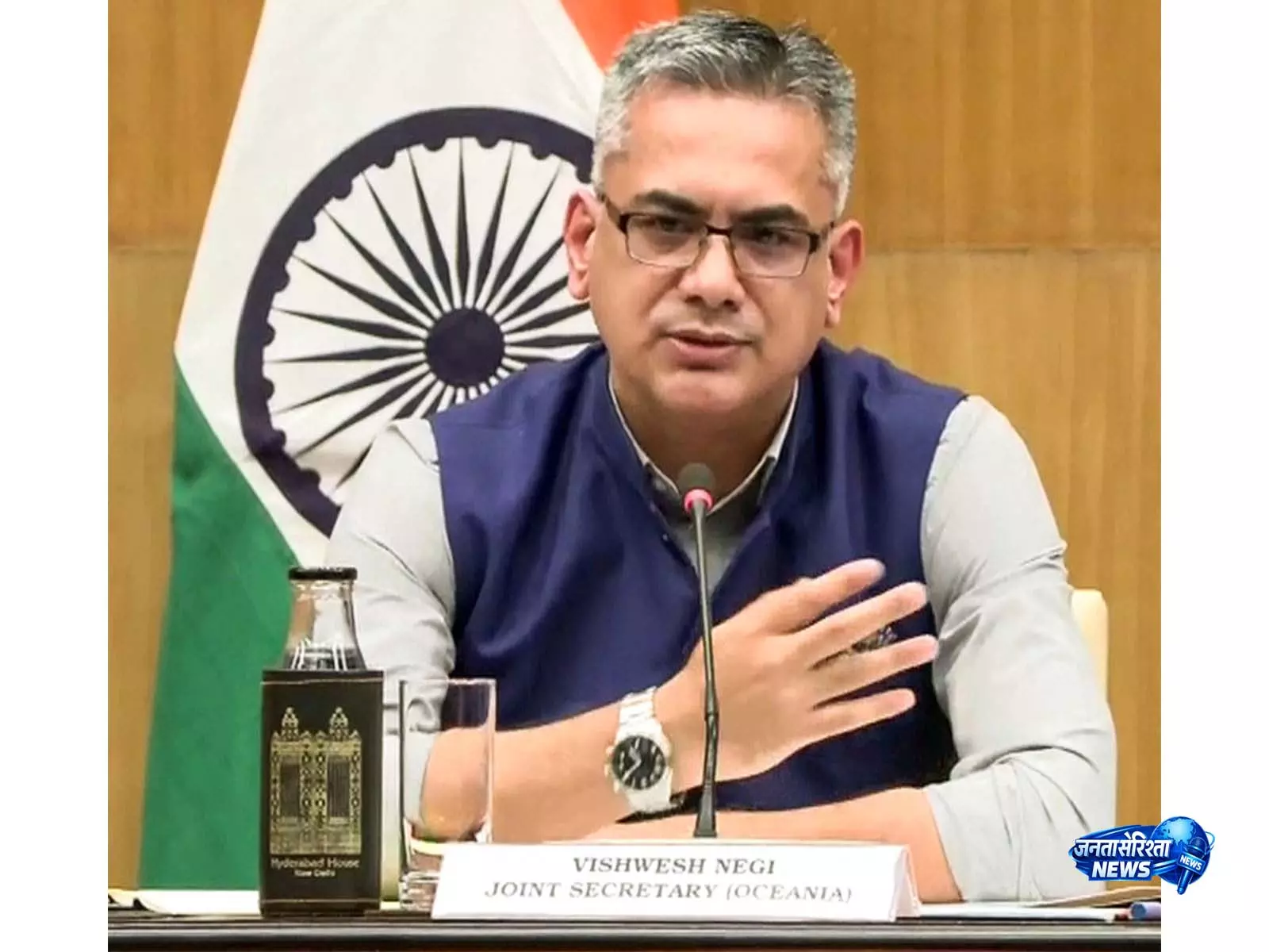 विदेश मंत्रालय के संयुक्त सचिव विश्वेश नेगी को ईरान में भारत का अगला राजदूत नियुक्त किया गया विदेश मंत्रालय के संयुक्त सचिव विश्वेश नेगी को ईरान में भारत का अगला राजदूत नियुक्त किया गया