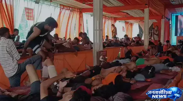 सहारनपुर में महिला कांवड़ियों की संख्या बढ़ी, सुविधाओं से मिला हौसला सहारनपुर में महिला कांवड़ियों की संख्या बढ़ी, सुविधाओं से मिला हौसला
