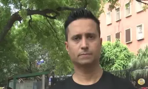 CJP संस्थापक अभिजीत दिपके के खिलाफ शिकायत, तत्काल गिरफ्तारी की मांग CJP संस्थापक अभिजीत दिपके के खिलाफ शिकायत, तत्काल गिरफ्तारी की मांग