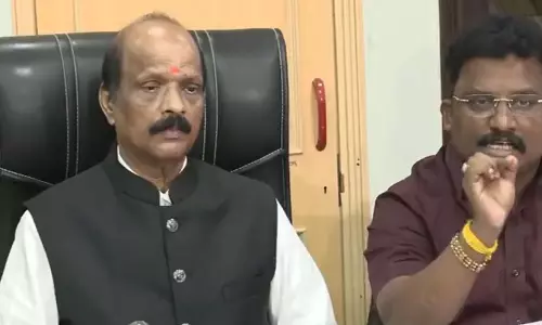 दान चोरी के आरोपों के बीच सिद्धिविनायक ट्रस्ट ने मांगा ऑडिट दान चोरी के आरोपों के बीच सिद्धिविनायक ट्रस्ट ने मांगा ऑडिट