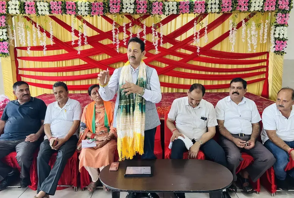 Jammu: भाजपा बैठक में कार्यकर्ताओं को बूथ स्तर पर सक्रिय रहने के निर्देश Jammu: भाजपा बैठक में कार्यकर्ताओं को बूथ स्तर पर सक्रिय रहने के निर्देश