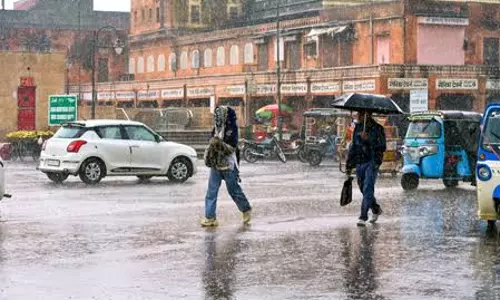 Jaipur: राजस्थान में मानसून का अलग-अलग असर, पूर्वी हिस्सों पर मेहरबान Jaipur: राजस्थान में मानसून का अलग-अलग असर, पूर्वी हिस्सों पर मेहरबान