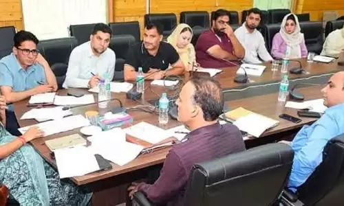 Srinagar: जम्मू-कश्मीर फिल्म महोत्सव की तैयारियां तेज, सूचना निदेशक ने की समीक्षा Srinagar: जम्मू-कश्मीर फिल्म महोत्सव की तैयारियां तेज, सूचना निदेशक ने की समीक्षा