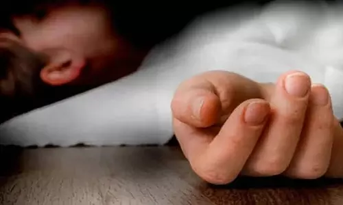 मुरैना में दर्दनाक हादसा: सीवर पाइप के नीचे दबने से चार साल की बच्ची की मौत मुरैना में दर्दनाक हादसा: सीवर पाइप के नीचे दबने से चार साल की बच्ची की मौत