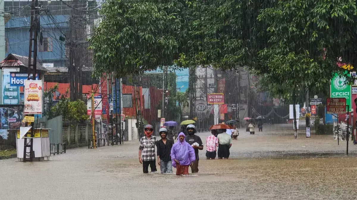 मौसम विभाग का अलर्ट: आठ जिलों में भारी बारिश, बाढ़ और भूस्खलन की चेतावनी