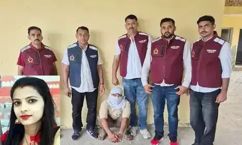 Faridabad: महिला अध्यापिका हत्याकांड का खुलासा, आरोपी पुलिस गिरफ्त में Faridabad: महिला अध्यापिका हत्याकांड का खुलासा, आरोपी पुलिस गिरफ्त में