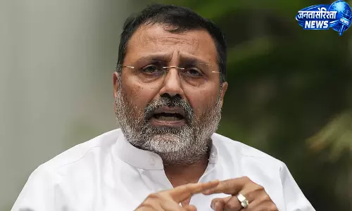सोशल मीडिया पर सख्ती की सिफारिश: Dubey सोशल मीडिया पर सख्ती की सिफारिश: Dubey