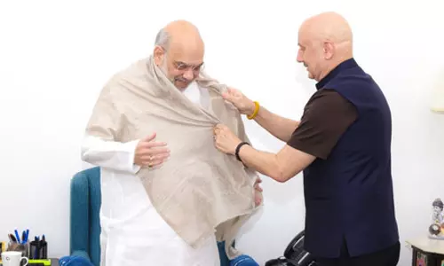 केंद्रीय गृह मंत्री अमित शाह से मिले अनुपम खेर, बोले- ऐसे व्यक्तित्व से हर मुलाकात कुछ नया सीखने का मौका देती है केंद्रीय गृह मंत्री अमित शाह से मिले अनुपम खेर, बोले- ऐसे व्यक्तित्व से हर मुलाकात कुछ नया सीखने का मौका देती है