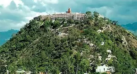Tamil Nadu: पलानी मठ भूमि धोखाधड़ी मामले में 2 और अधिकारी निलंबित
