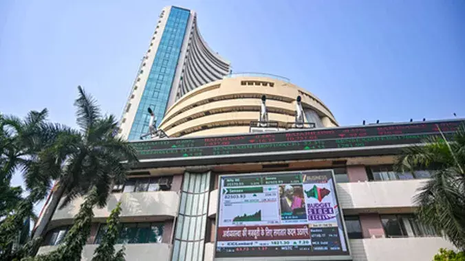 RBI की पॉलिसी से पहले सेंसेक्स और निफ्टी की 4 दिन की बढ़त का सिलसिला थमा