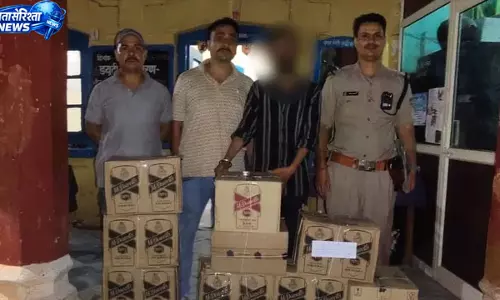108 बोतल शराब के साथ तस्कर गिरफ्तार 108 बोतल शराब के साथ तस्कर गिरफ्तार