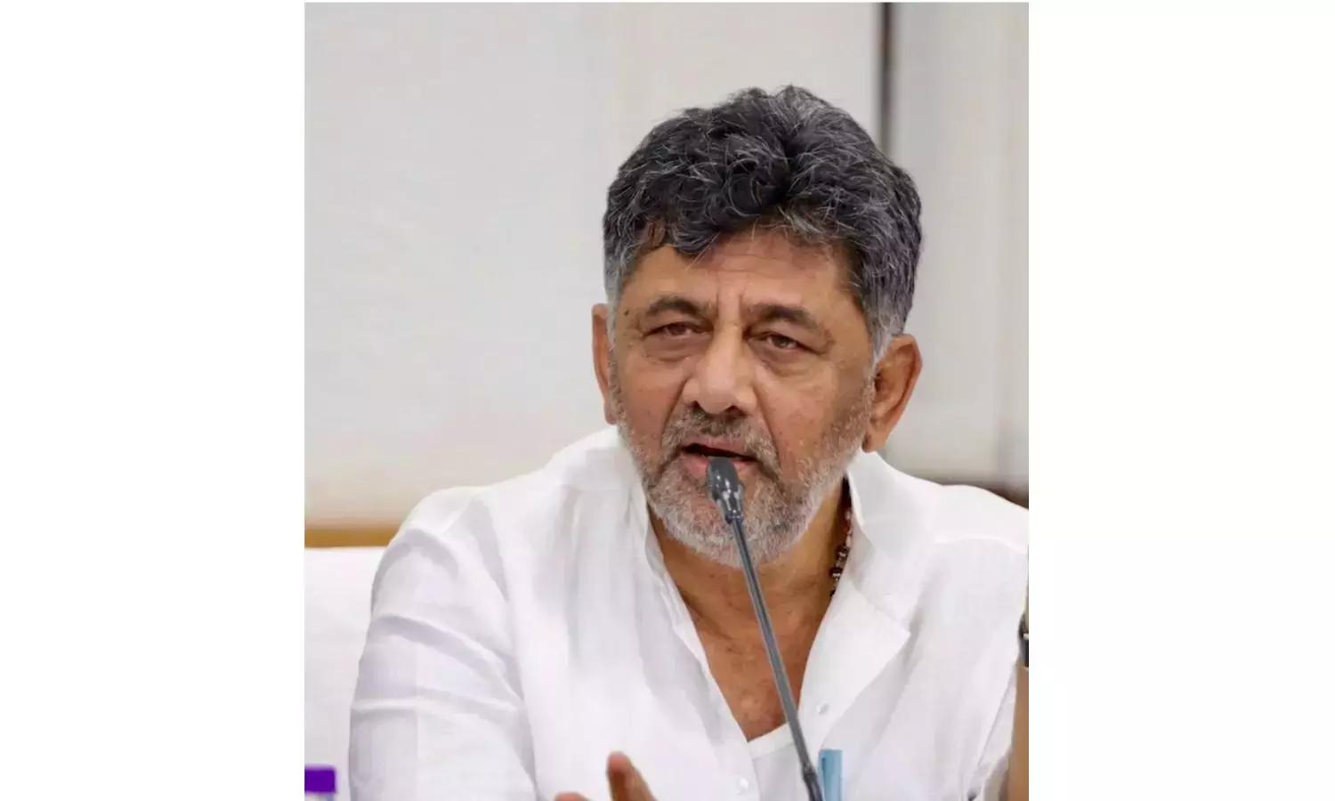 कुछ मिनटों में स्वीकार कर लिया जाएगा विधायकों का इस्तीफा: डीकेएस