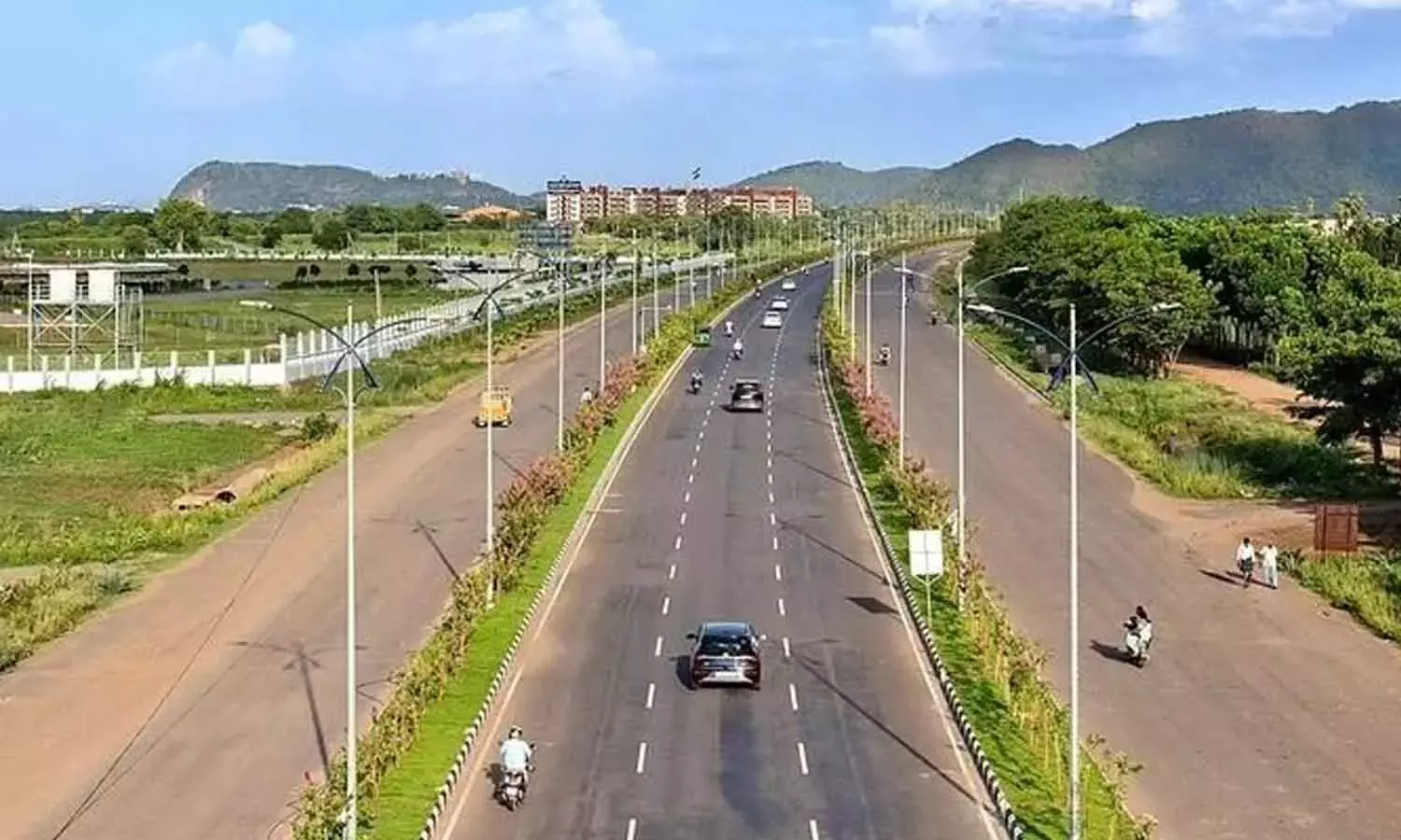 Andhra: सीड एक्सेस रोड अमरावती के अगले विकास चरण को खोलने के लिए तैयार है Andhra: सीड एक्सेस रोड अमरावती के अगले विकास चरण को खोलने के लिए तैयार है