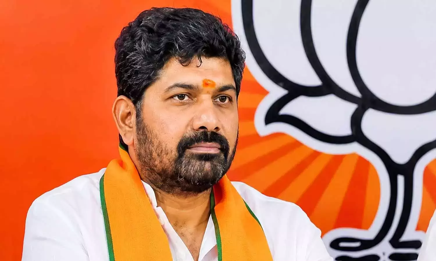 Andhra: भाजपा ने आभार मुद्दे पर सीपीआई की आलोचना की Andhra: भाजपा ने आभार मुद्दे पर सीपीआई की आलोचना की