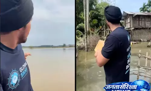 असम की त्रासदी में बॉलीवुड का साथ, रणदीप हुड्डा पहुंचे मदद के लिए असम की त्रासदी में बॉलीवुड का साथ, रणदीप हुड्डा पहुंचे मदद के लिए