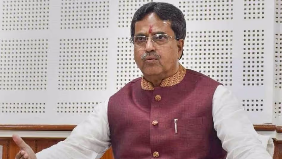 दिल्ली पहुंचे त्रिपुरा सीएम: शीर्ष नेतृत्व के साथ चुनावी रणनीति पर होगी चर्चा दिल्ली पहुंचे त्रिपुरा सीएम: शीर्ष नेतृत्व के साथ चुनावी रणनीति पर होगी चर्चा