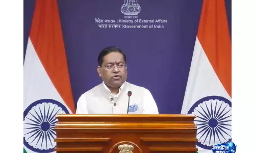 ओडेसा में जहाज़ पर हमले के बाद लापता 2 भारतीय नाविकों का पता लगाने की हर संभव कोशिश की जा रही है: MEA