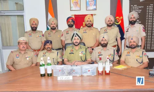 आईएसआई समर्थित दो आतंकी मॉड्यूल का भंडाफोड़, नौ गिरफ्तार आईएसआई समर्थित दो आतंकी मॉड्यूल का भंडाफोड़, नौ गिरफ्तार
