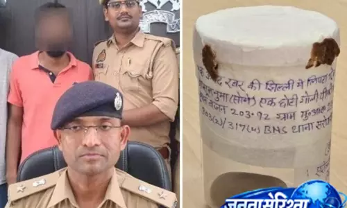 लखनऊ एयरपोर्ट पर तस्कर के साथ ही हो गई ठगी, दुबई से लाया सोना साथियों ने उड़ाया लखनऊ एयरपोर्ट पर तस्कर के साथ ही हो गई ठगी, दुबई से लाया सोना साथियों ने उड़ाया