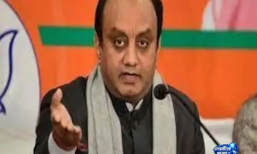 E20 ईंधन विवाद पर सुधांशु त्रिवेदी का केजरीवाल पर हमला E20 ईंधन विवाद पर सुधांशु त्रिवेदी का केजरीवाल पर हमला