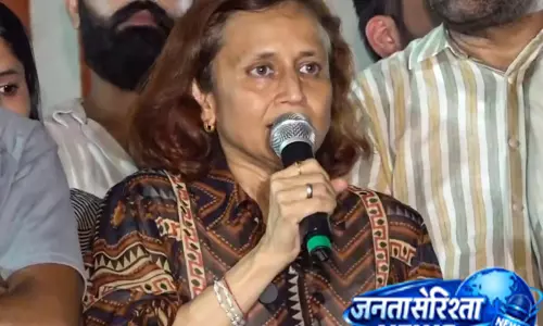 हवा का रुख बदल रहा है, वांगचुक की पत्नी की पोस्ट से छिड़ी राजनीतिक बहस हवा का रुख बदल रहा है, वांगचुक की पत्नी की पोस्ट से छिड़ी राजनीतिक बहस