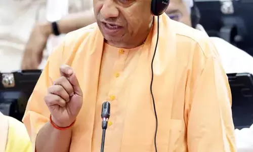 यूपी में वरिष्ठ महिलाओं के लिए मुफ्त रोडवेज सफर, सरकार ने खोला खजाना यूपी में वरिष्ठ महिलाओं के लिए मुफ्त रोडवेज सफर, सरकार ने खोला खजाना