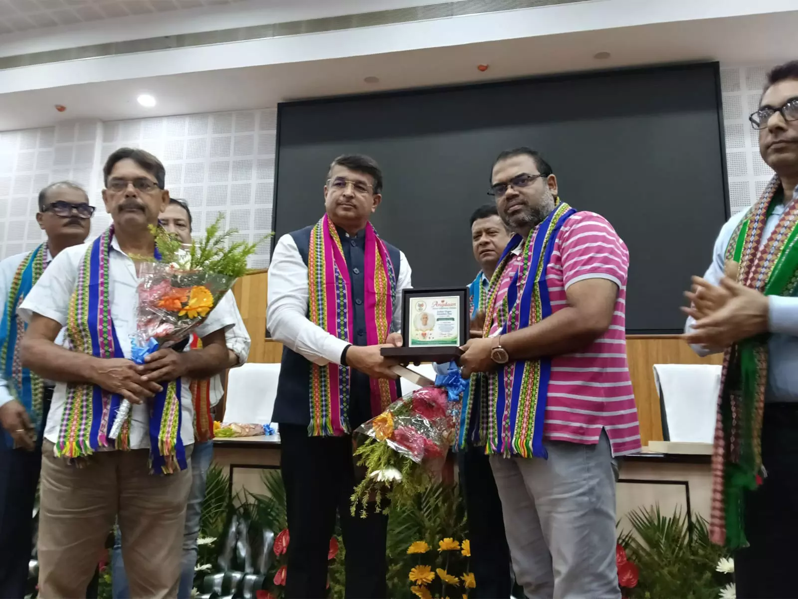 राष्ट्रीय अंगदान दिवस पर त्रिपुरा सरकार की अपील, जीवन बचाने के लिए करें अंगदान का संकल्प राष्ट्रीय अंगदान दिवस पर त्रिपुरा सरकार की अपील, जीवन बचाने के लिए करें अंगदान का संकल्प