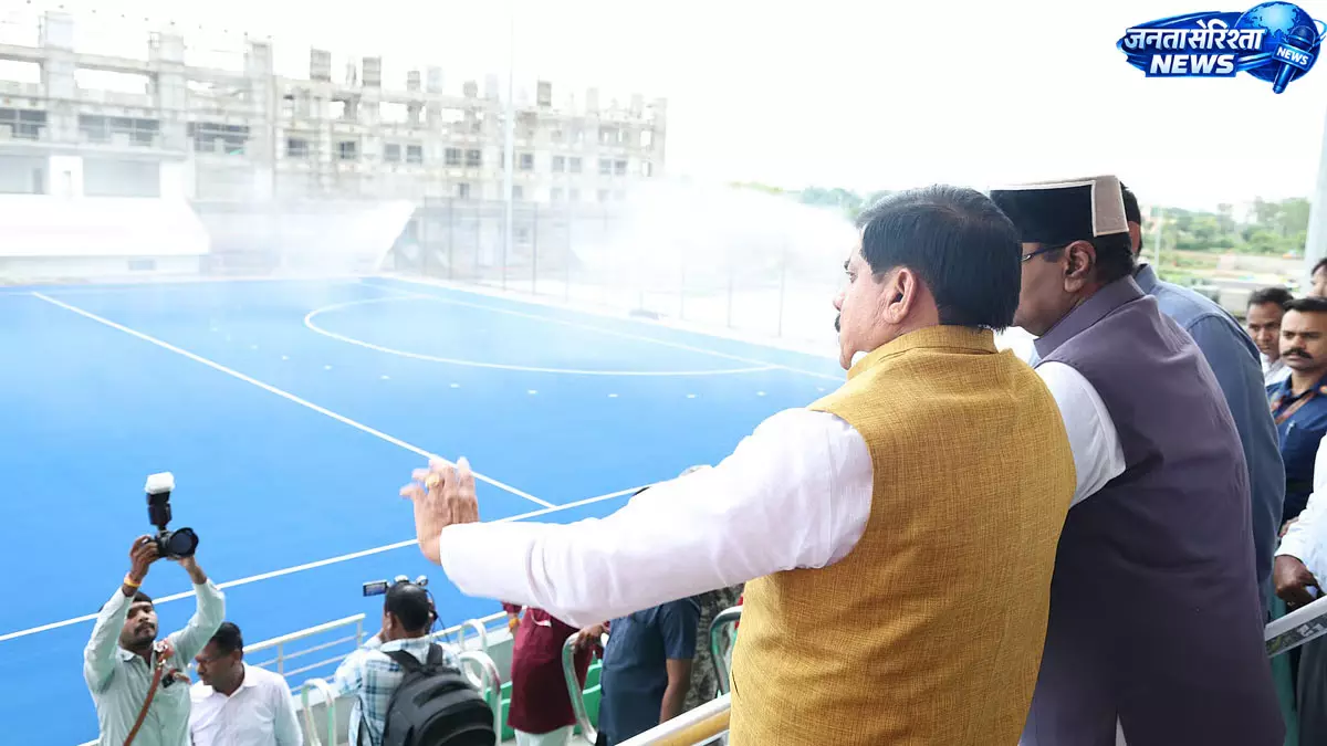 एशियन महिला हॉकी चैंपियनशिप की तैयारियों का जायजा लेने पहुंचे सीएम
