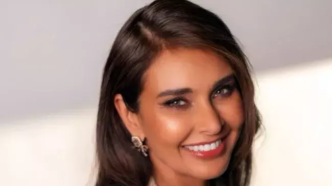 Lisa Ray ने माना कि वह इंट्रोवर्ट हैं: ‘लोगों के बीच रहने से मैं बहुत थक जाती हूँ’ Lisa Ray ने माना कि वह इंट्रोवर्ट हैं: ‘लोगों के बीच रहने से मैं बहुत थक जाती हूँ’