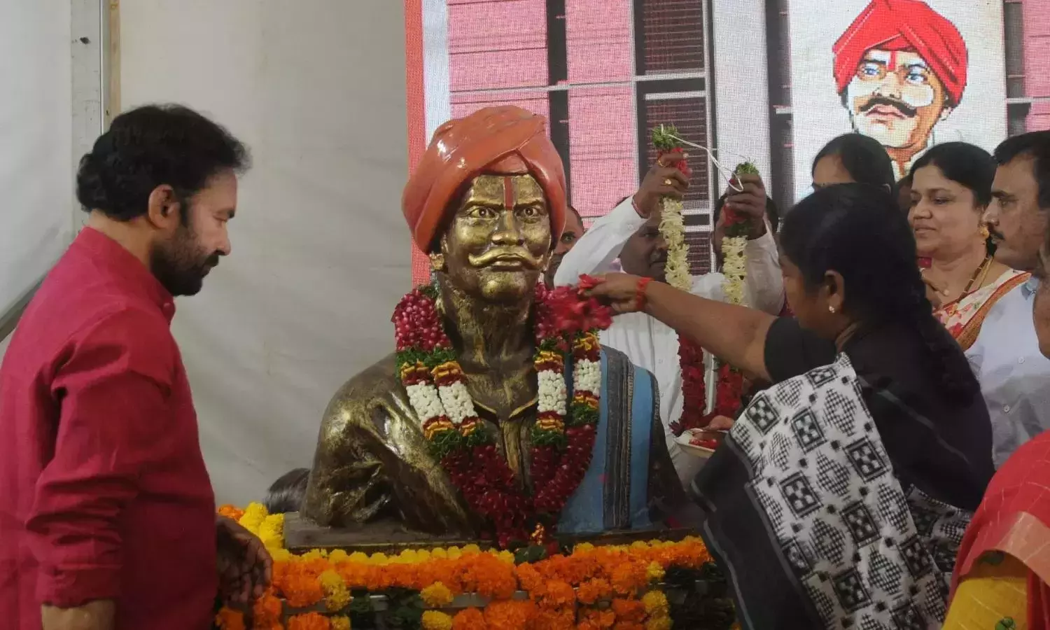 Telangana: तेलंगाना के आदिवासी नायकों के सम्मान में बनेगा म्यूज़ियम Telangana: तेलंगाना के आदिवासी नायकों के सम्मान में बनेगा म्यूज़ियम