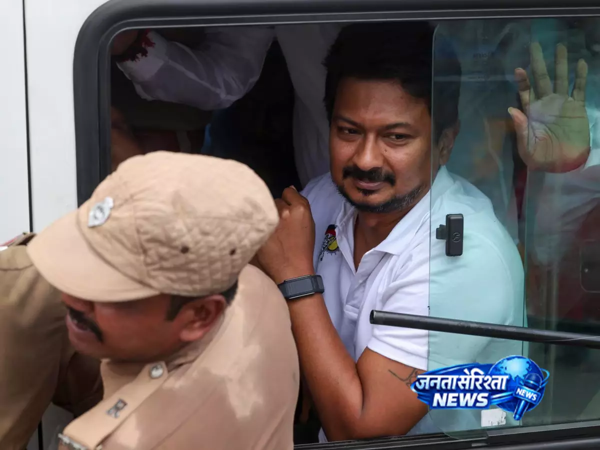 हाईकोर्ट ने पुलिस को दिए रिहाई के निर्देश हाईकोर्ट ने पुलिस को दिए रिहाई के निर्देश