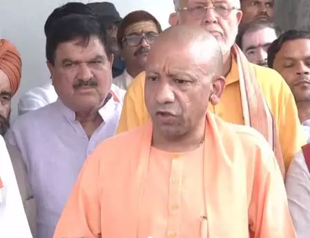 राम मंदिर प्रकरण पर विपक्ष फैला रहा भ्रम, एसआईटी जांच में साधु-संतों की भूमिका नहीं मिली: मुख्यमंत्री योगी राम मंदिर प्रकरण पर विपक्ष फैला रहा भ्रम, एसआईटी जांच में साधु-संतों की भूमिका नहीं मिली: मुख्यमंत्री योगी