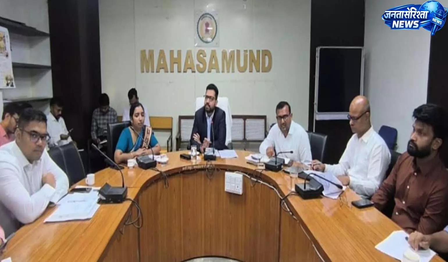 कलेक्टर ने ली साप्ताहिक समय-सीमा की बैठक, दिए आवश्यक निर्देश कलेक्टर ने ली साप्ताहिक समय-सीमा की बैठक, दिए आवश्यक निर्देश