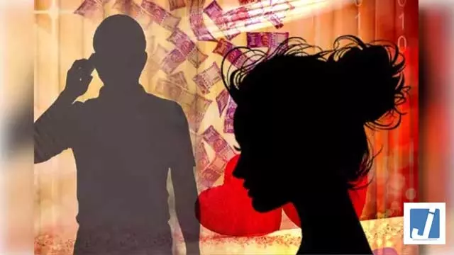 गिरफ्तार जैश-ए-मोहम्मद सहयोगी मामले में खुलासा; मॉडल्स को हनी-ट्रैप रैकेट में फंसाता था, मंत्रियों के परिजन भी थे निशाने पर गिरफ्तार जैश-ए-मोहम्मद सहयोगी मामले में खुलासा; मॉडल्स को हनी-ट्रैप रैकेट में फंसाता था, मंत्रियों के परिजन भी थे निशाने पर